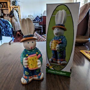 Carrot Patch Bunny Rabbit 8" Holiday Workshop Figure Sue Dreamer Easter 1995